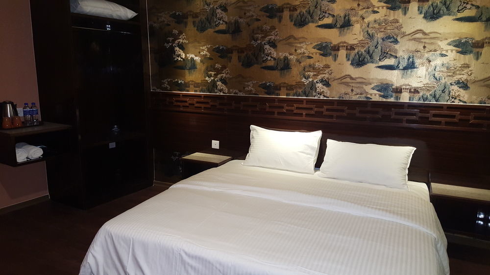 Apple Hotel Penang George Town Exterior foto